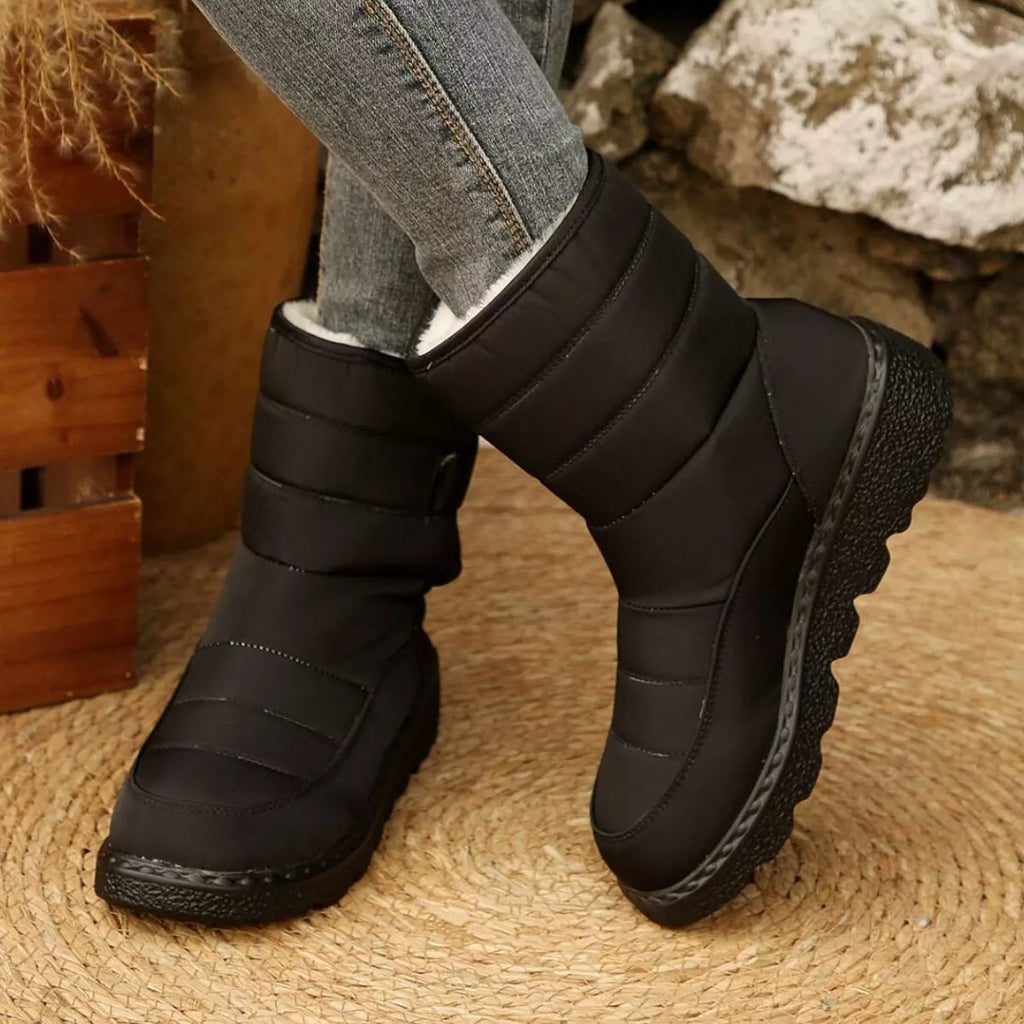 Round Toe Platform Boots