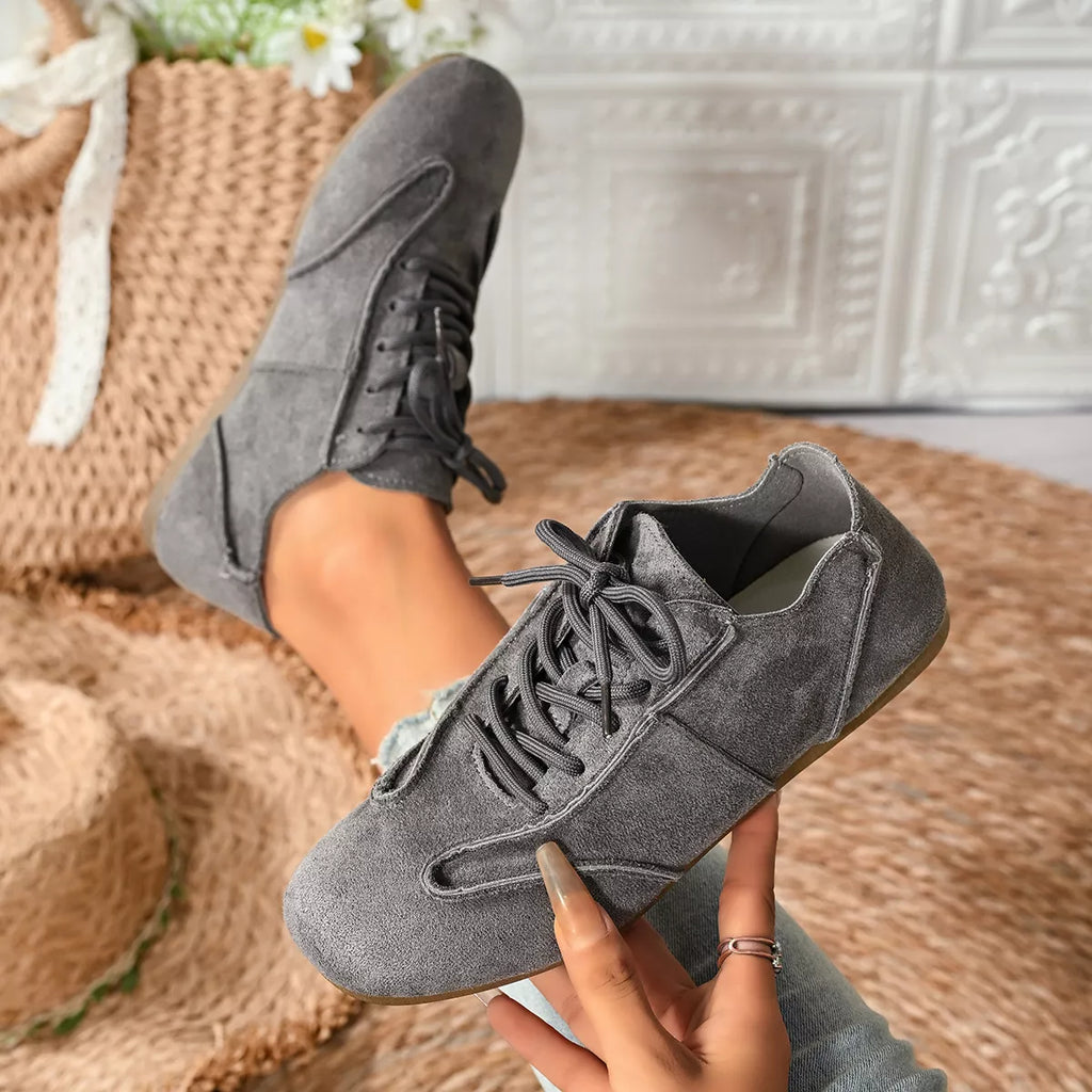 Lace Up Round Toe Sneakers