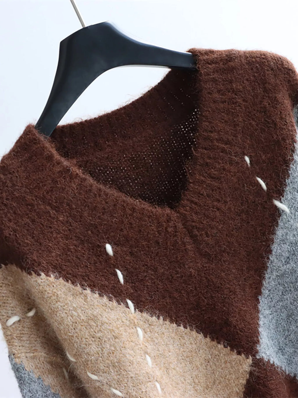 Argyle Pattern V-Neck Oversized Sweater