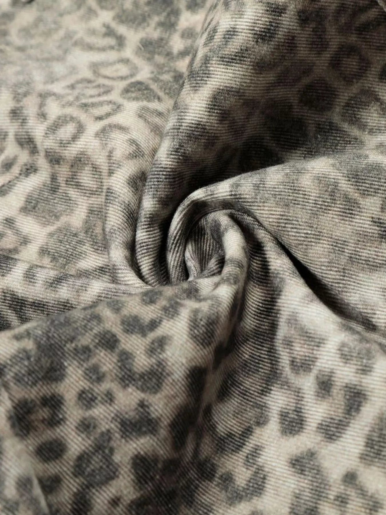Men's Leopard Print Cargo Pants