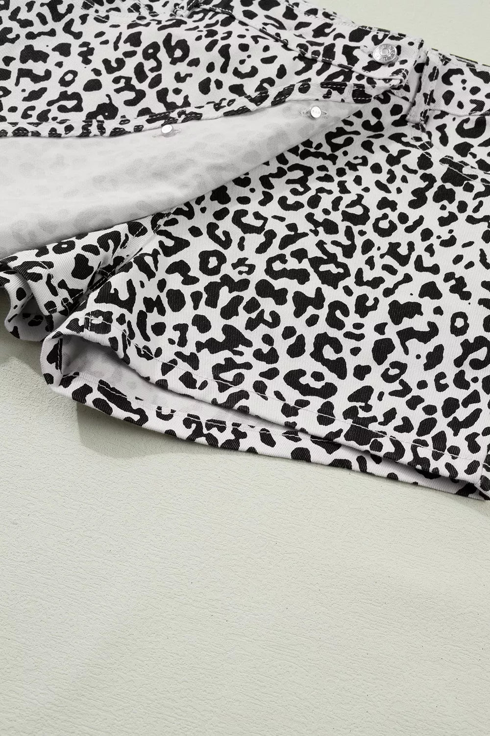 Leopard Print Button Overlap Denim Shorts