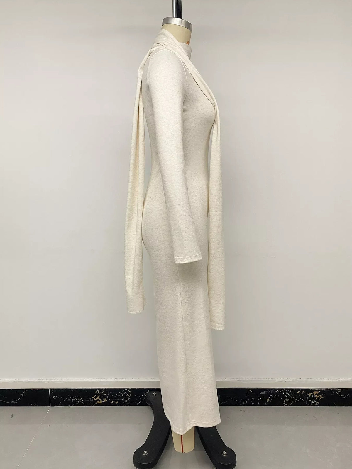Round Neck Maxi Knit Dress with Matching Scarf