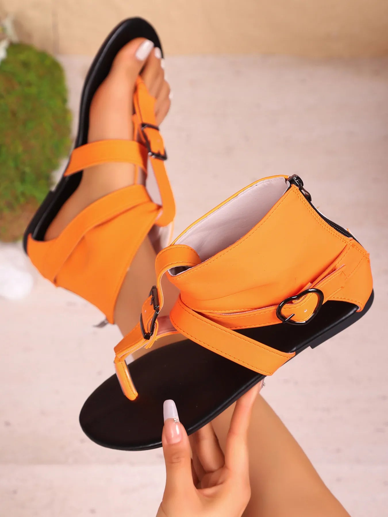 Solid Color Buckle Strap Sandals