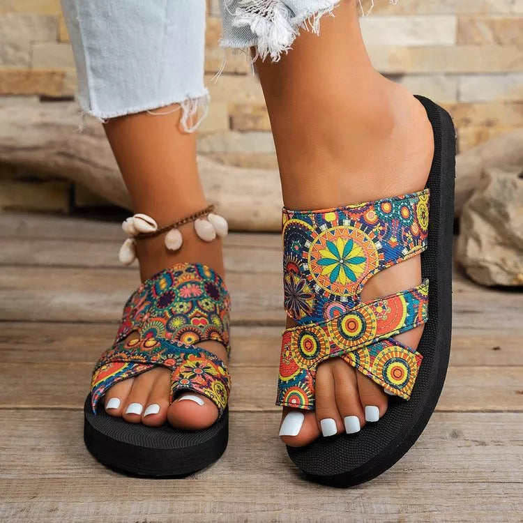 Toe Loop Flats Sandals