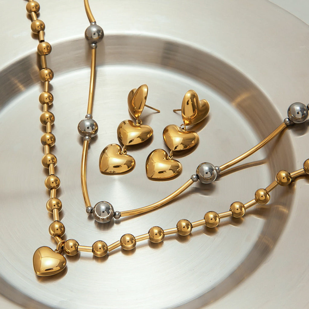 18K gold flower-shaped design exquisite and noble necklace, earrings and bracelet set