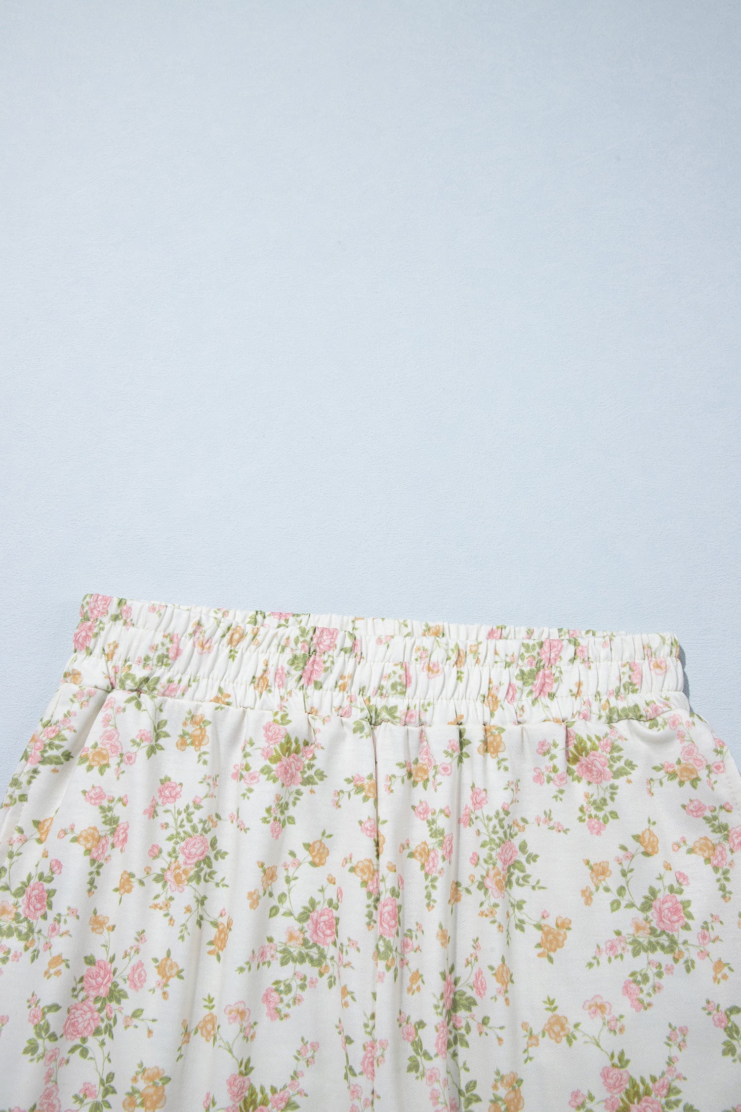 Beige Floral Print Long Sleeve Shift Top Pocketed Shorts 2pcs Set