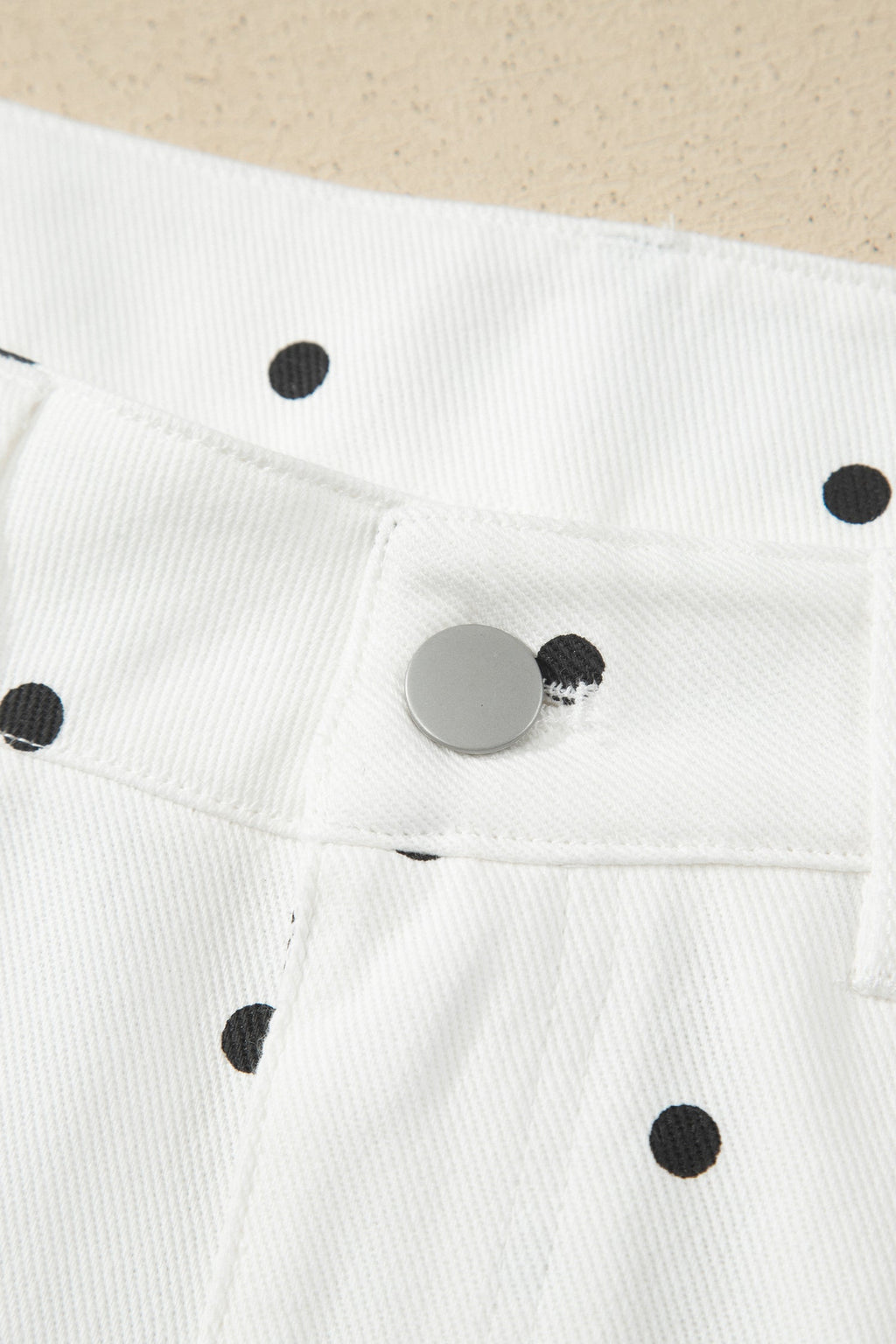 White Polka Dot Print Embroidered Scallop Hem Shorts