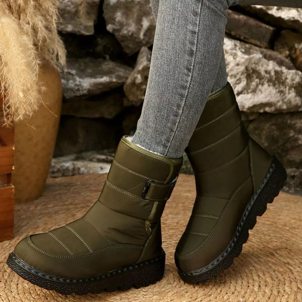 Round Toe Platform Boots
