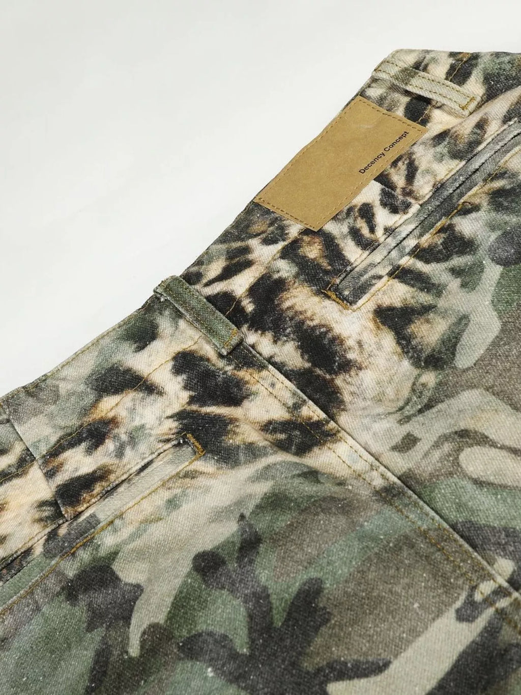 Men's Camouflage & Leopard Cargo Capris