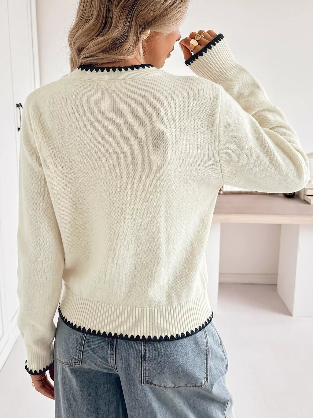Contrast Trim V-Neck Button-Down Cardigan