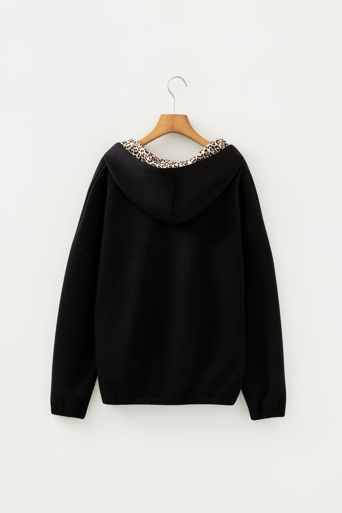 Leopard Contrast Drawstring Hood Drop Shoulder Top