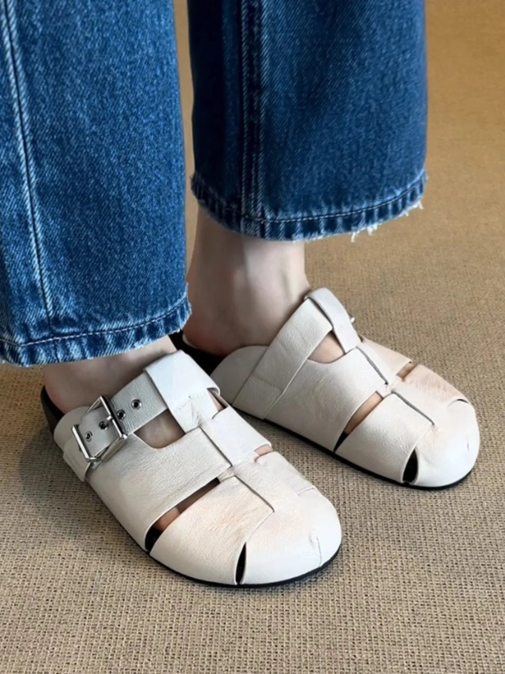 Round Toe Buckle Sandals