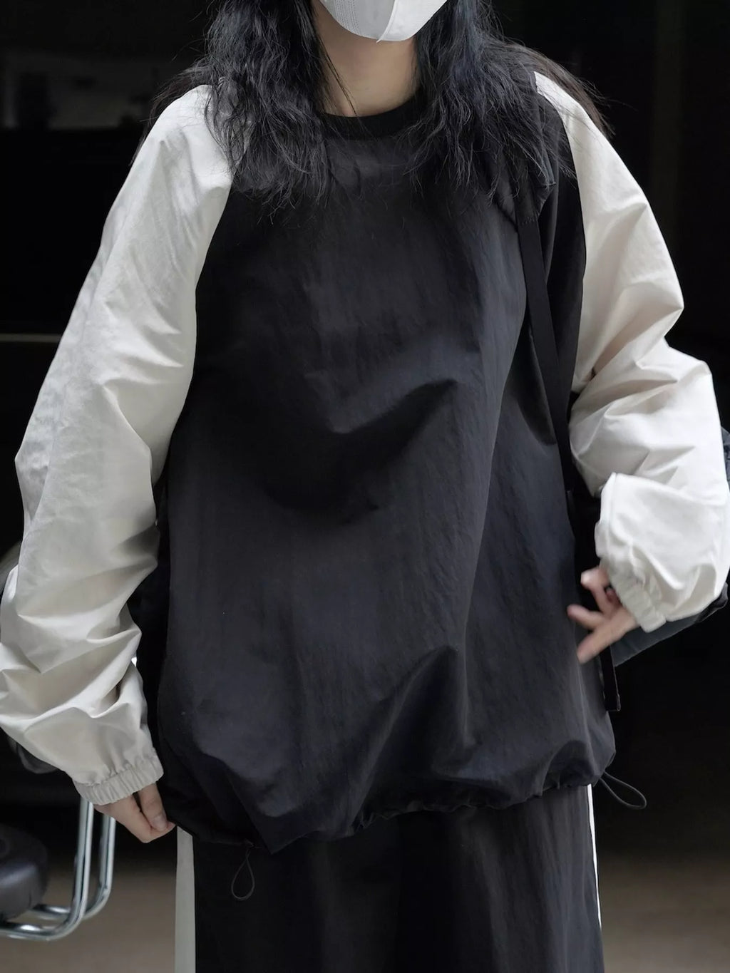 Color-Block Raglan Sleeve Sweatshirt