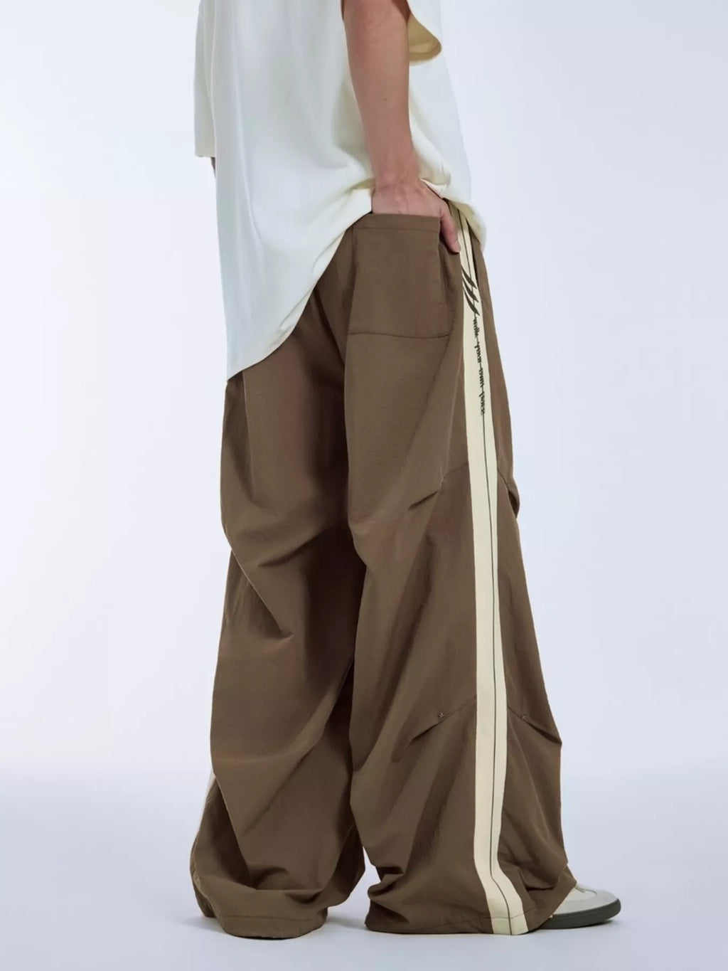 Men's Side Stripe Relaxed Fit Pants