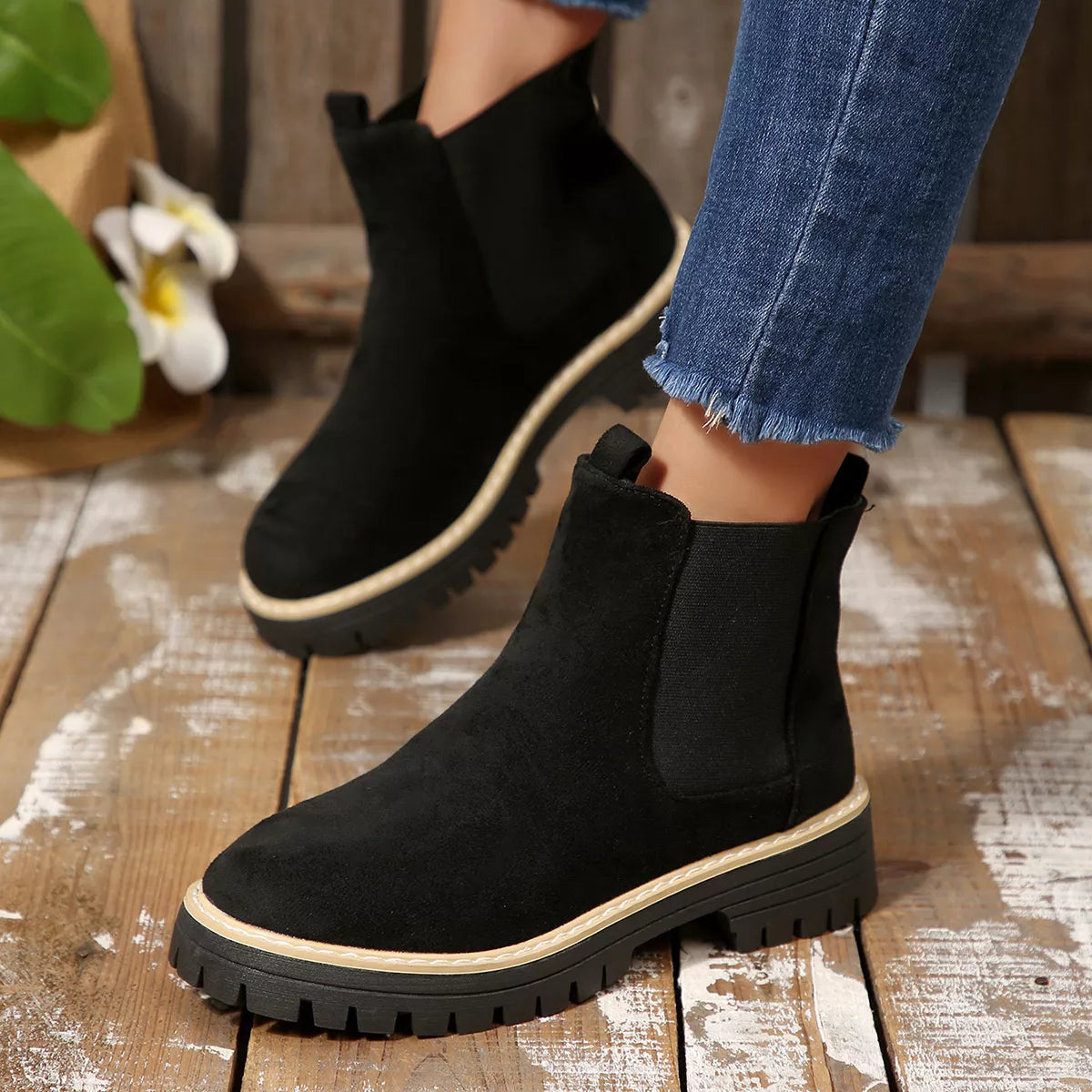Round Toe Block Heels Boots