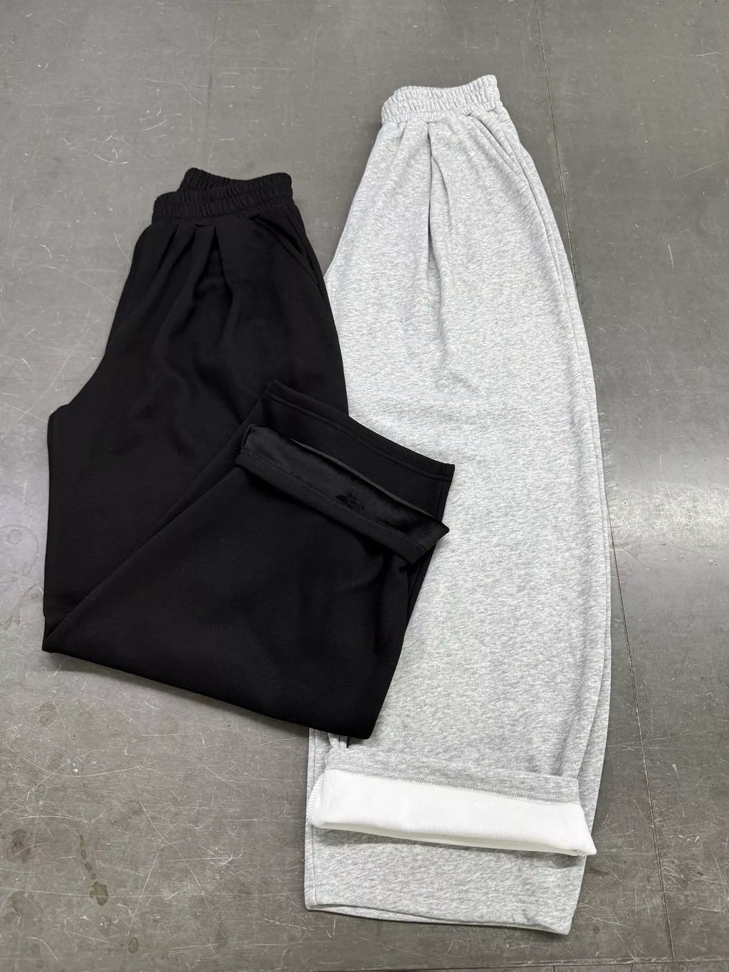 Elastic Waist Wide-Leg Sweatpants