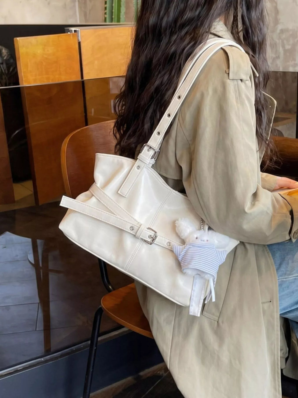 Buckle Decor Shoulder Bag