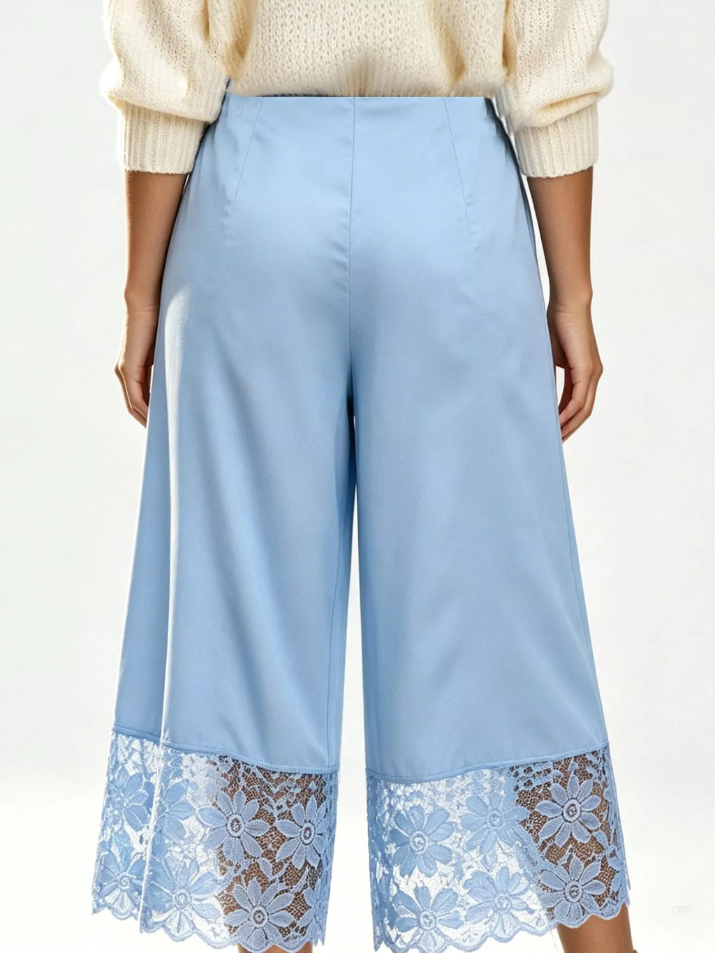 Lace Trim Wide-Leg Cropped Pants