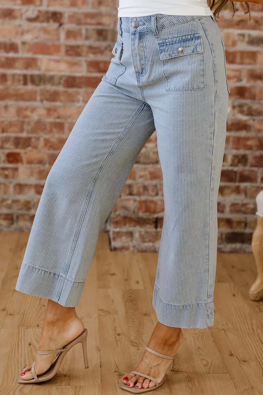 Striped Wide-Leg Cropped Jeans