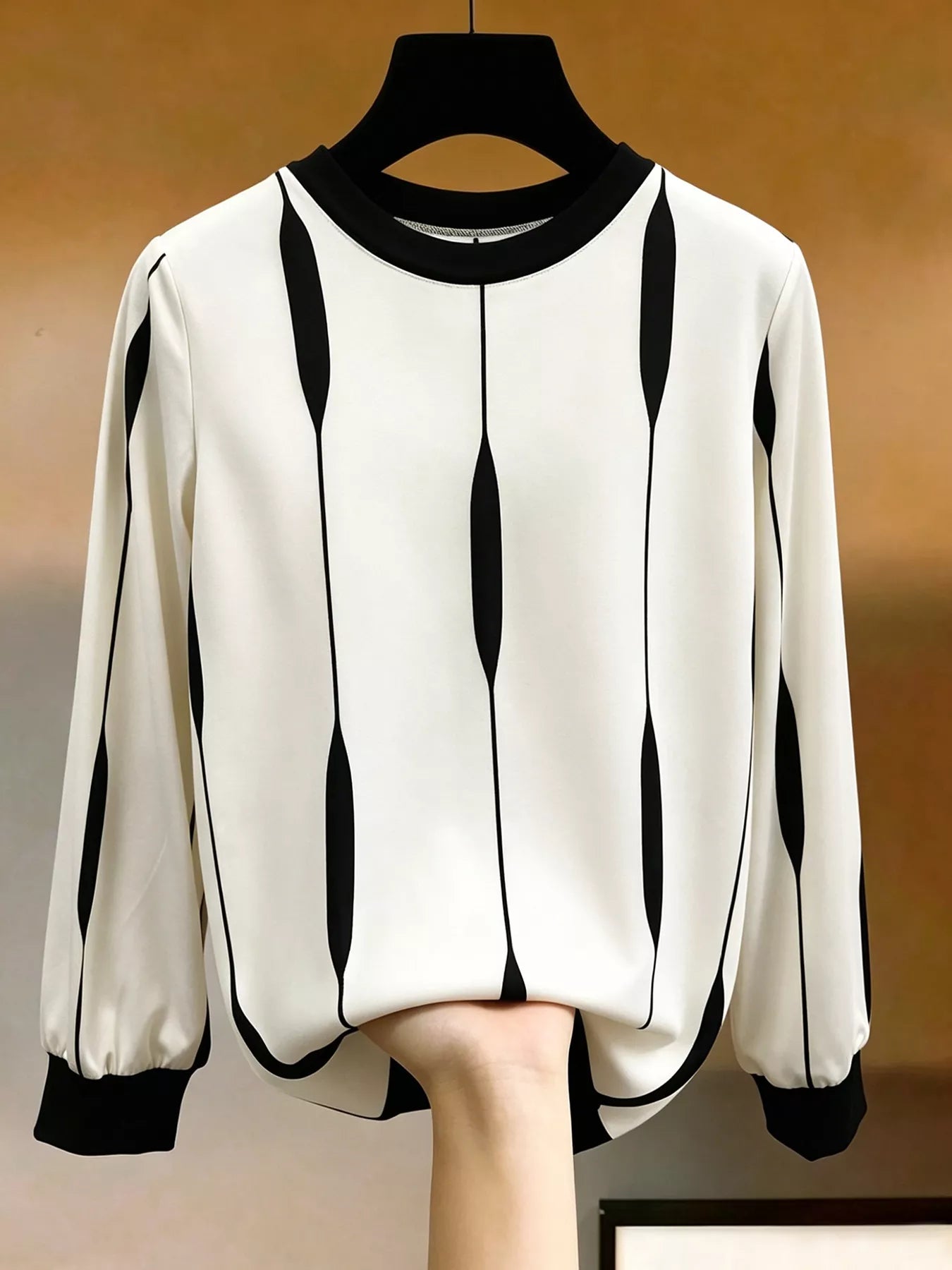 Contrast Vertical Stripe Long Sleeve Blouse