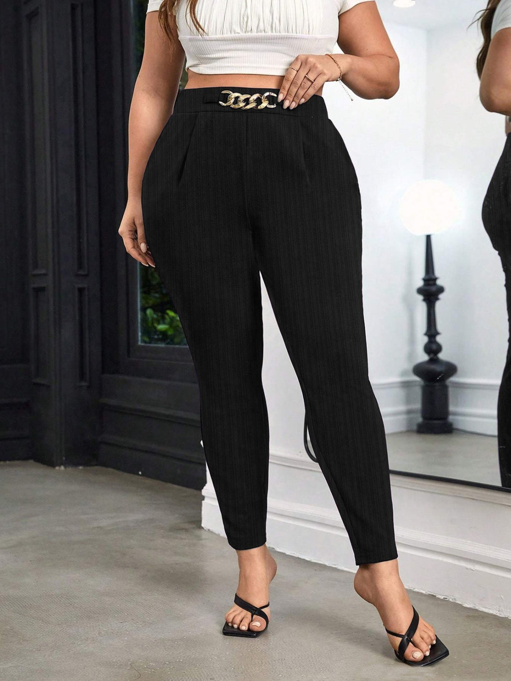 Elegant Chain Decor High Waist Skinny Pants