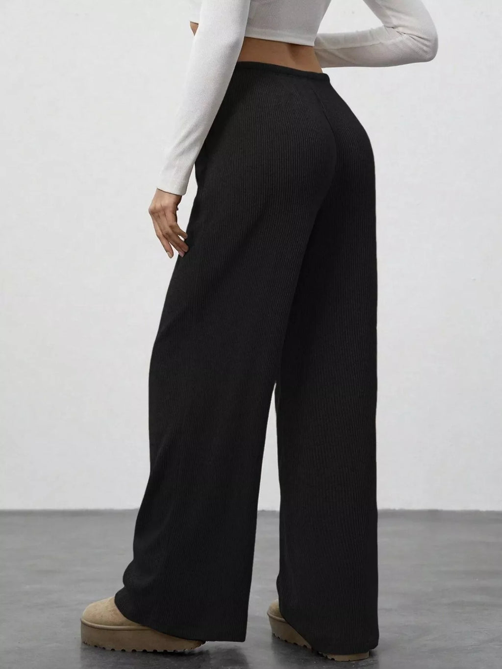 Relaxed Fit Drawstring Pants
