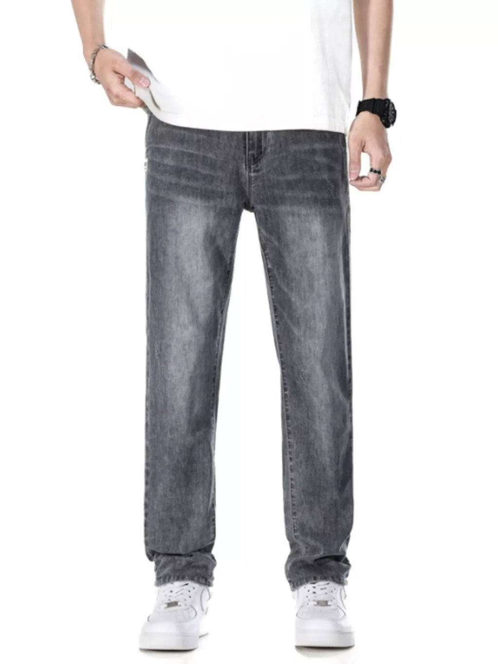 Men's Classic Straight Fit Washed Jeans
