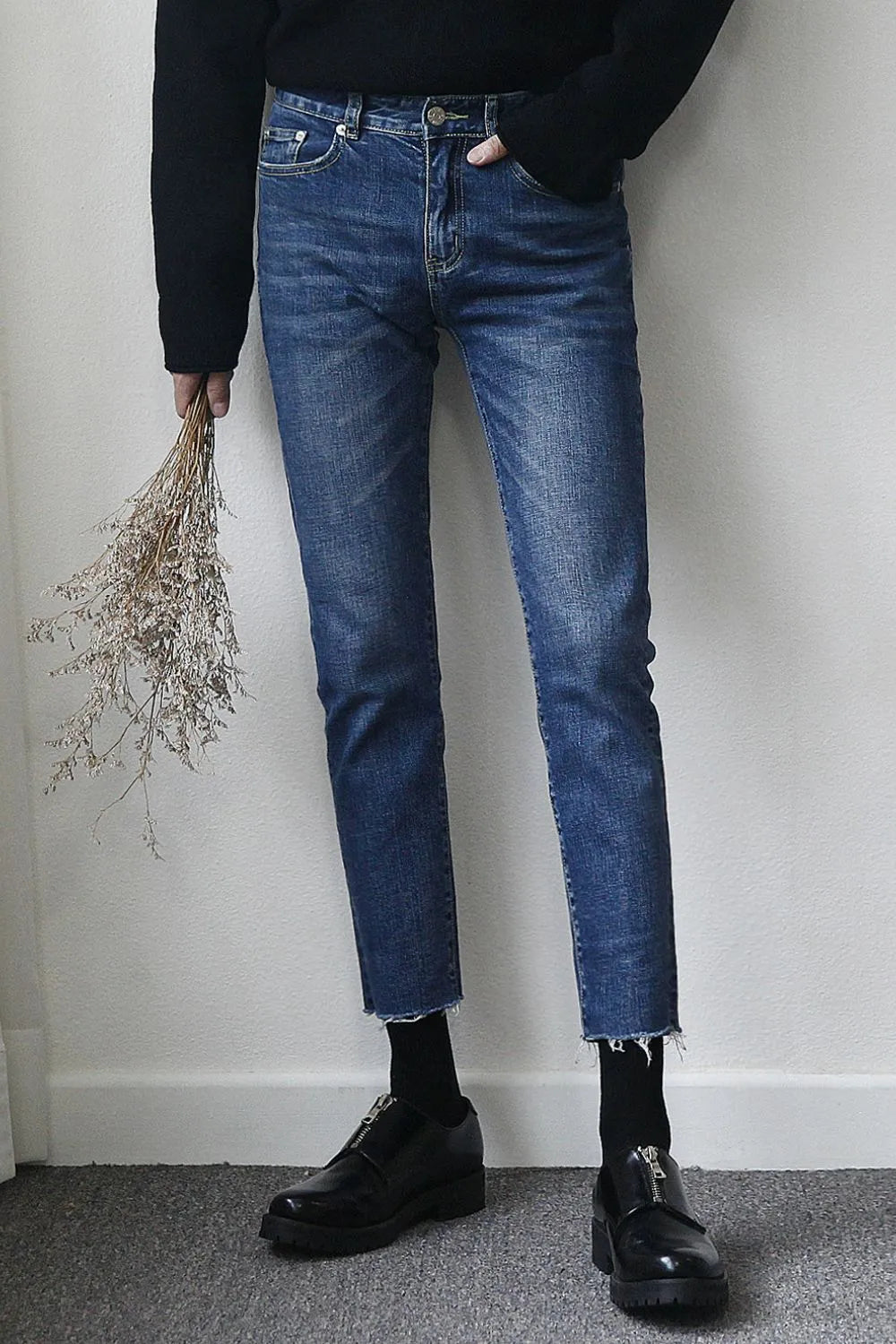 Men's Frayed Hem Skinny Jeans