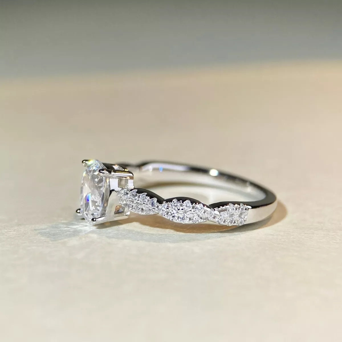 Cultivating High-Carbon Diamond 925 Sterling Silver Oval Ring