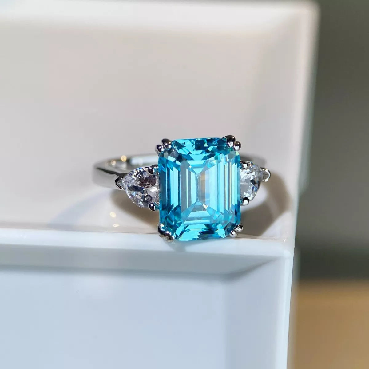 925 Sterling Silver Zircon Geometric Ring