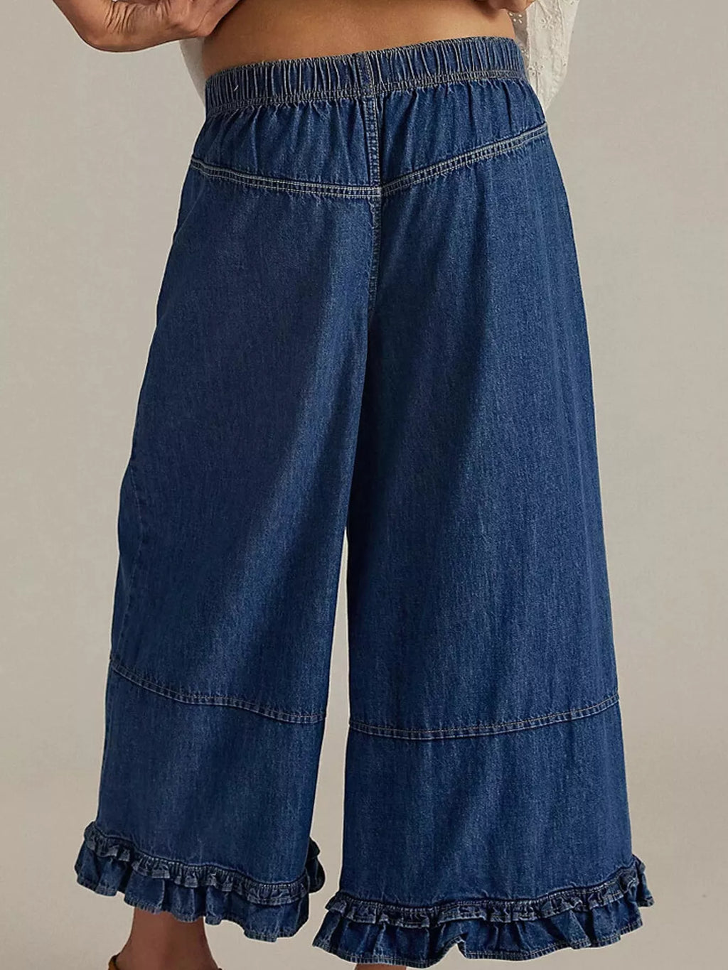 Wide-Leg Ruffle Hem Jeans