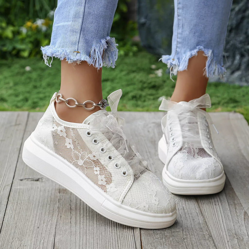 Lace Round Toe Sneakers