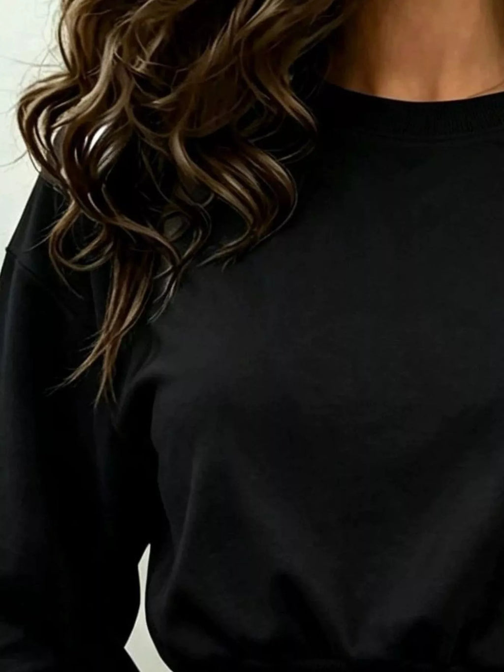 Long Sleeve Crop Sweatshirt