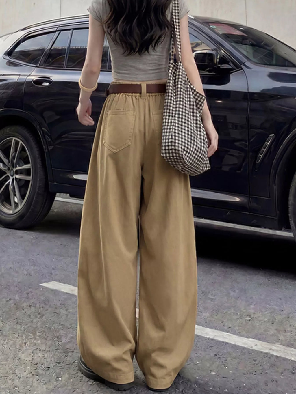 Wide-Leg Cargo Pants