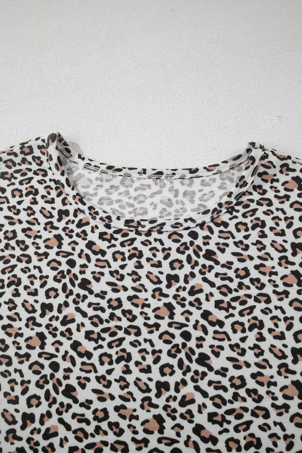 White Leopard High-Low Loose Tee Ankle Length Pants Set