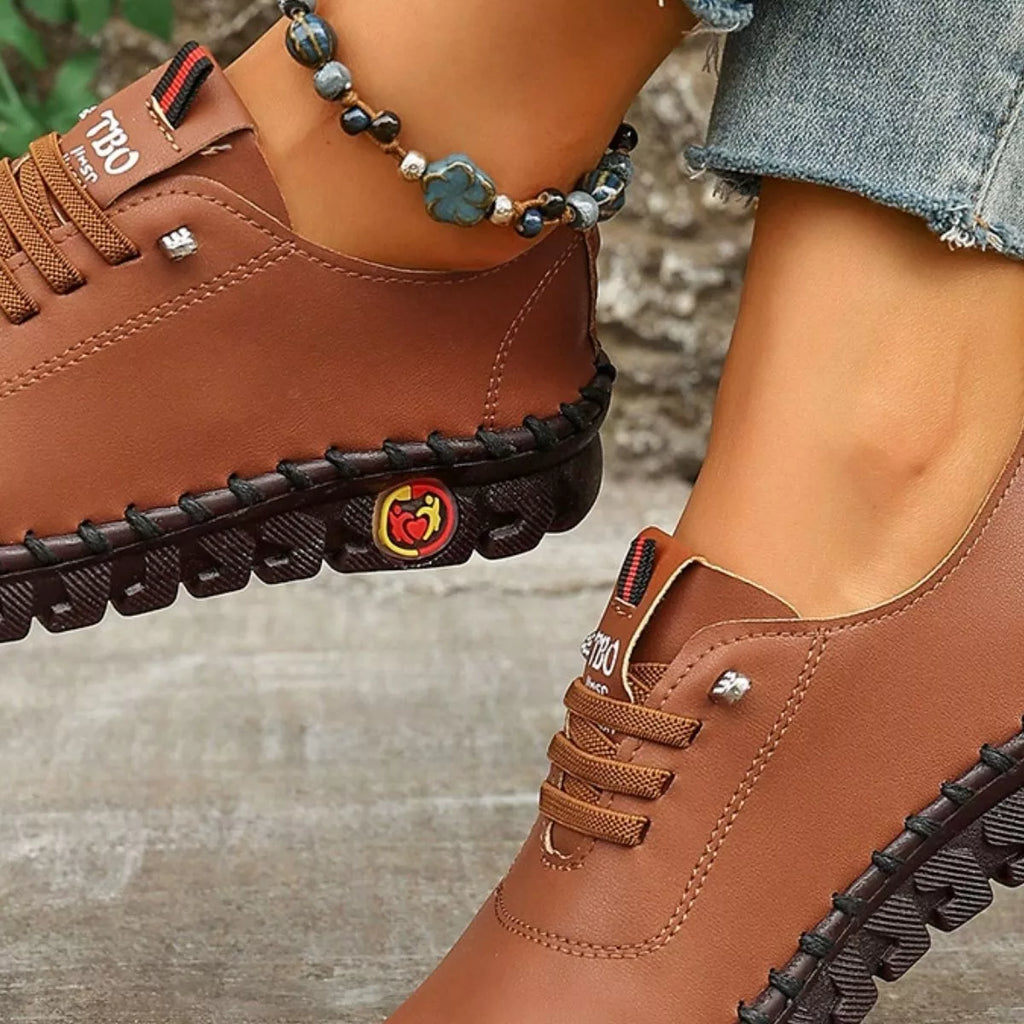 Round Toe Lace Up Sneakers