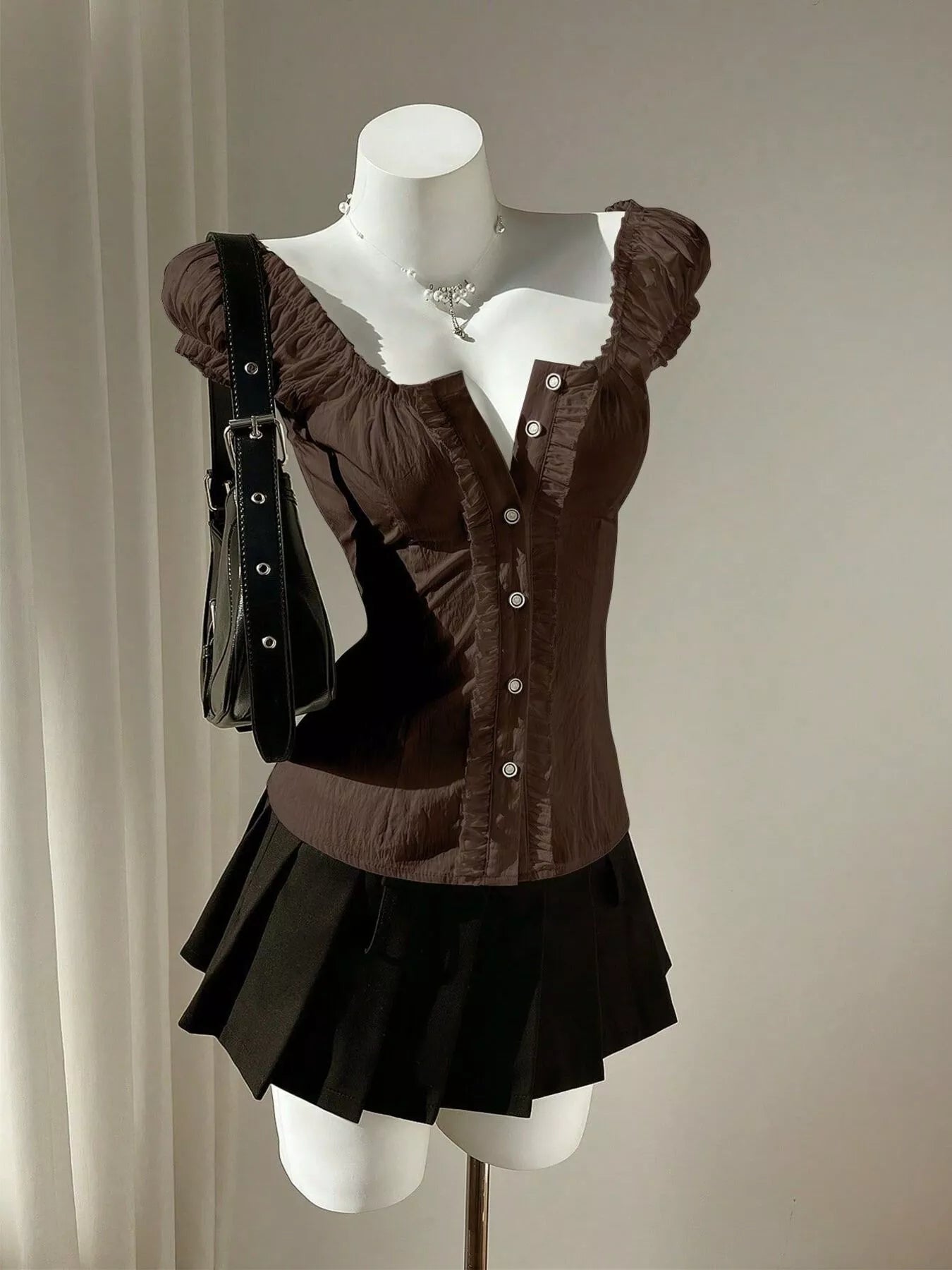 Chic Puff Sleeve Ruched Button-Up Blouse