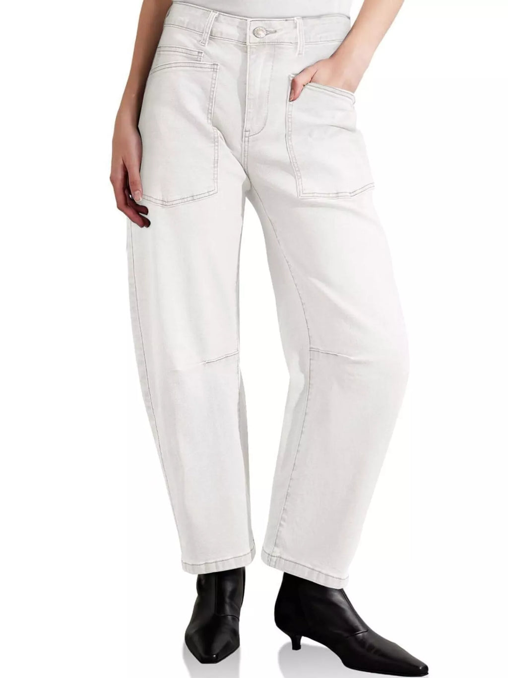 Wide-Leg Jeans with Patch Pockets