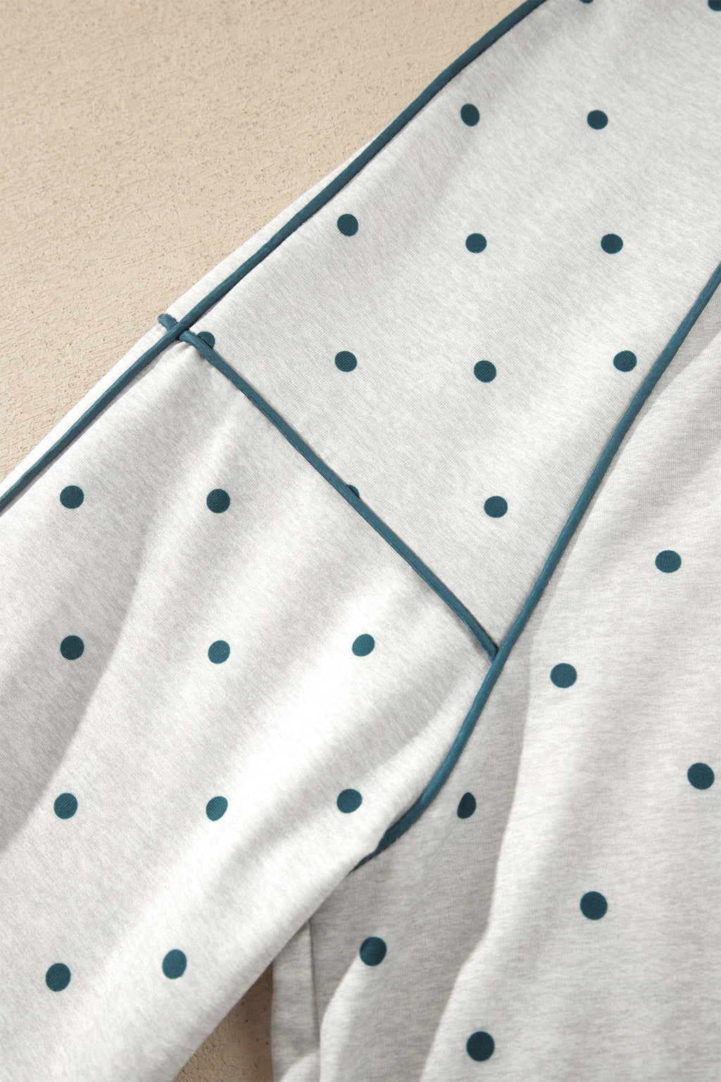 Polka Dot Piping Trim 3/4 Raglan Sleeve Top