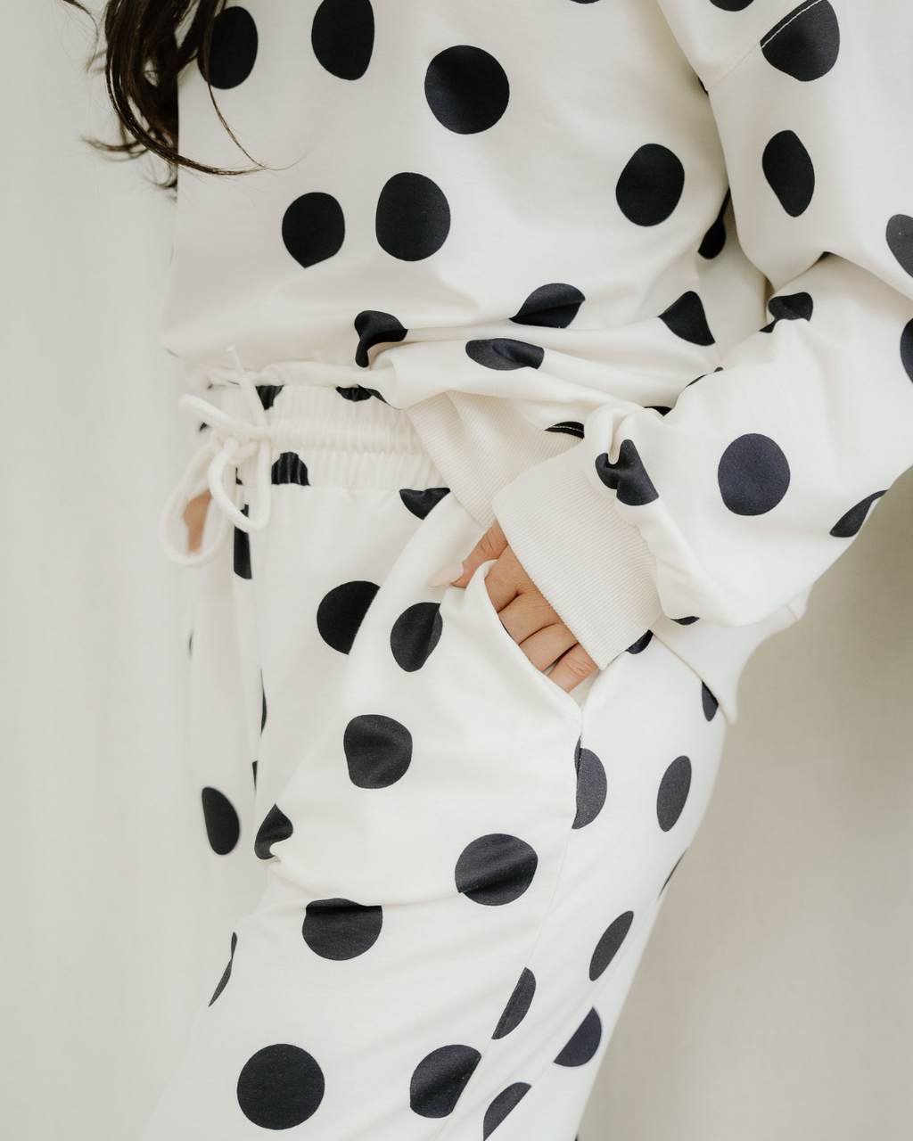 Polka Dot Print Drop Shoulder Pullover Drawstring Jogger Pant Set - Beige