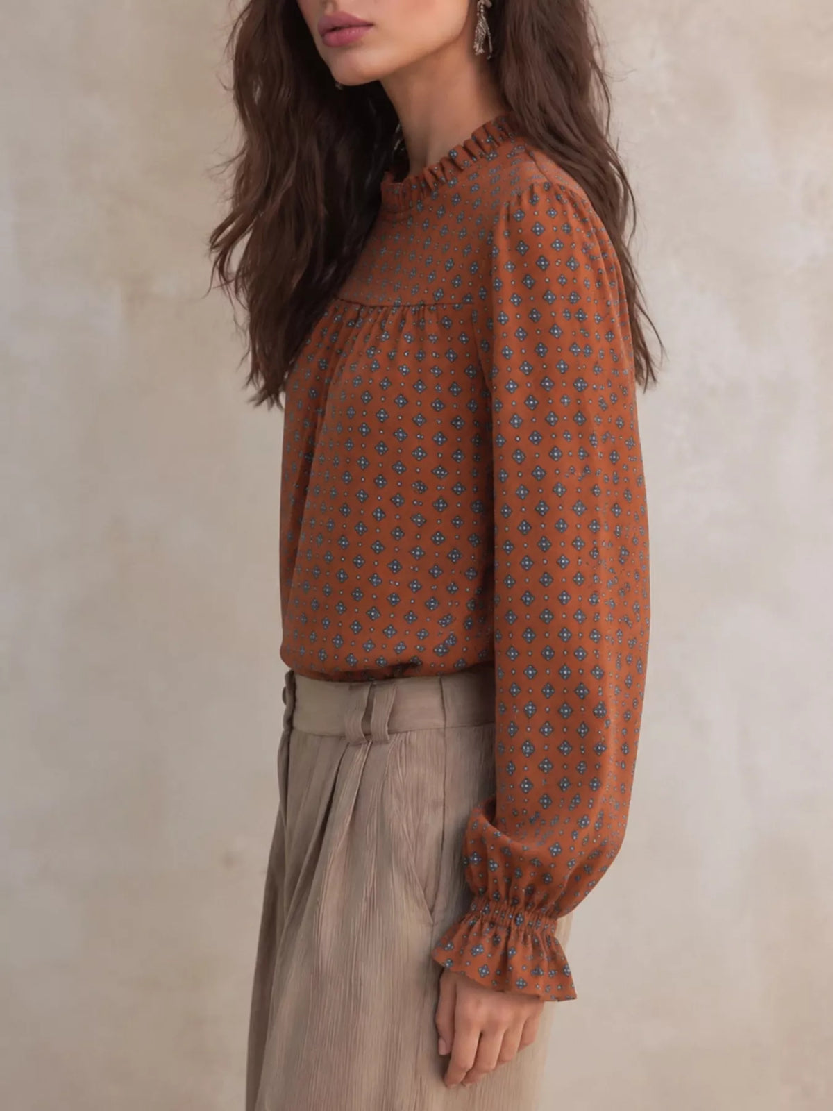 Geometric Print Mock Neck Puff Sleeves Blouse