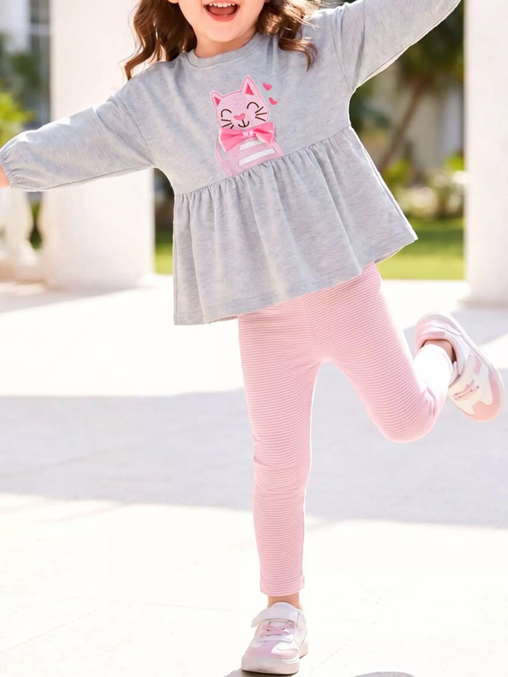 Children's Cute Cat Applique Peplum Top and Striped Leggings Set