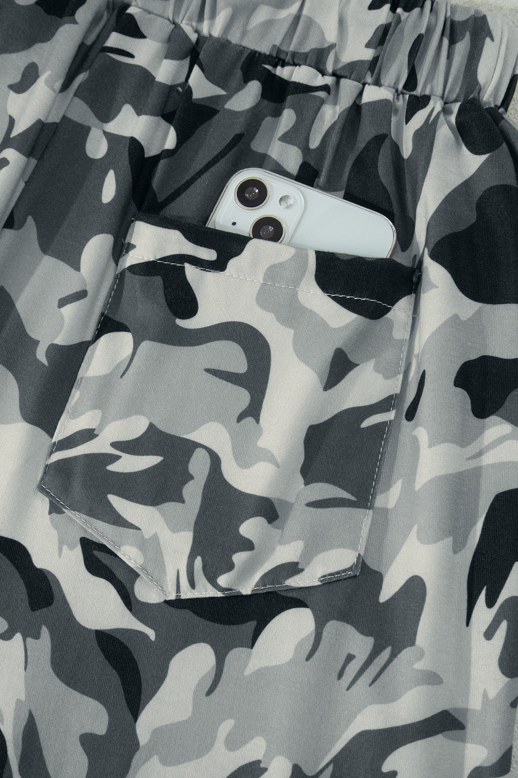 Green Camouflage Print Drawstring Casual Pants