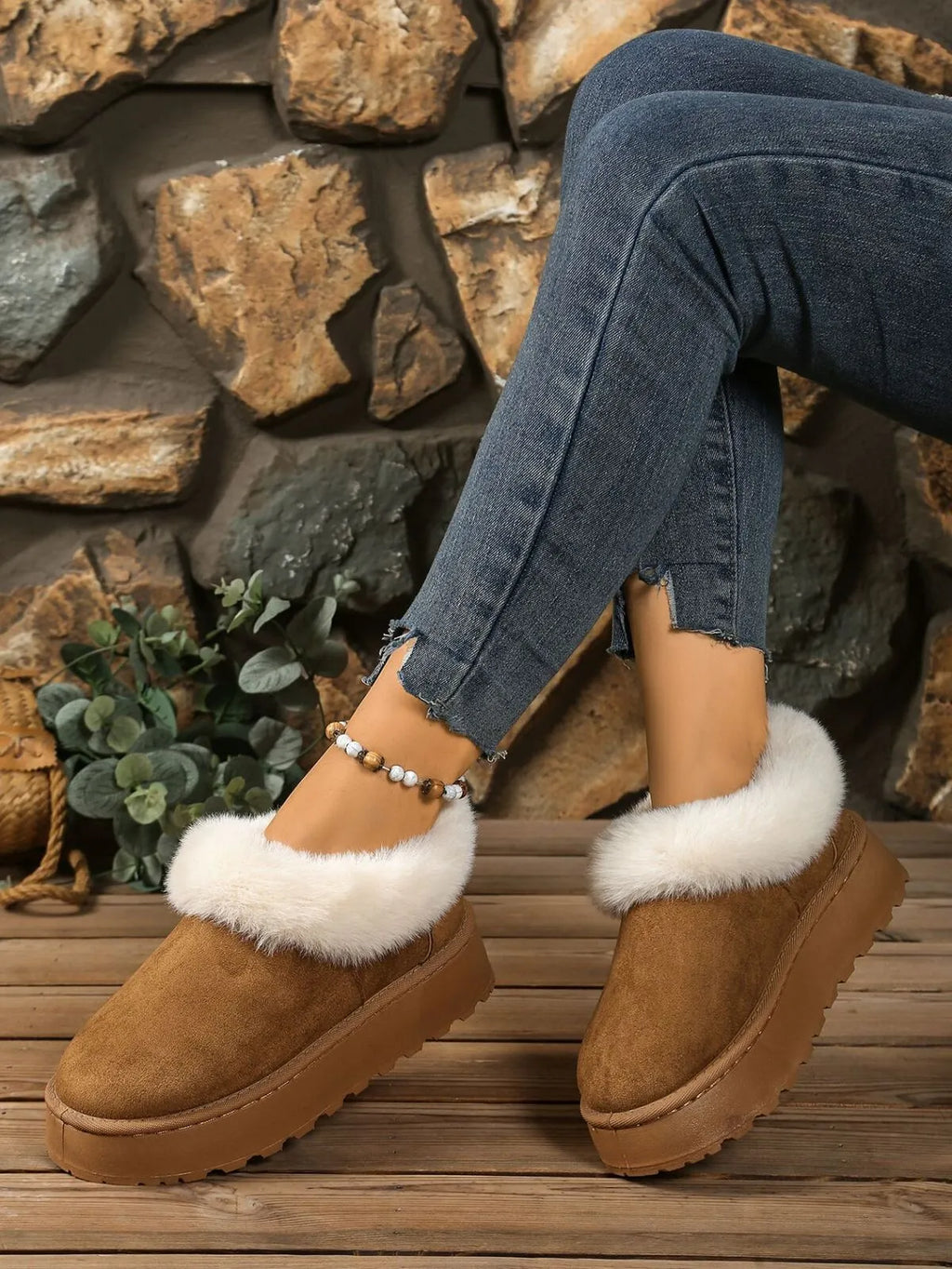 Round Toe Platform Boots