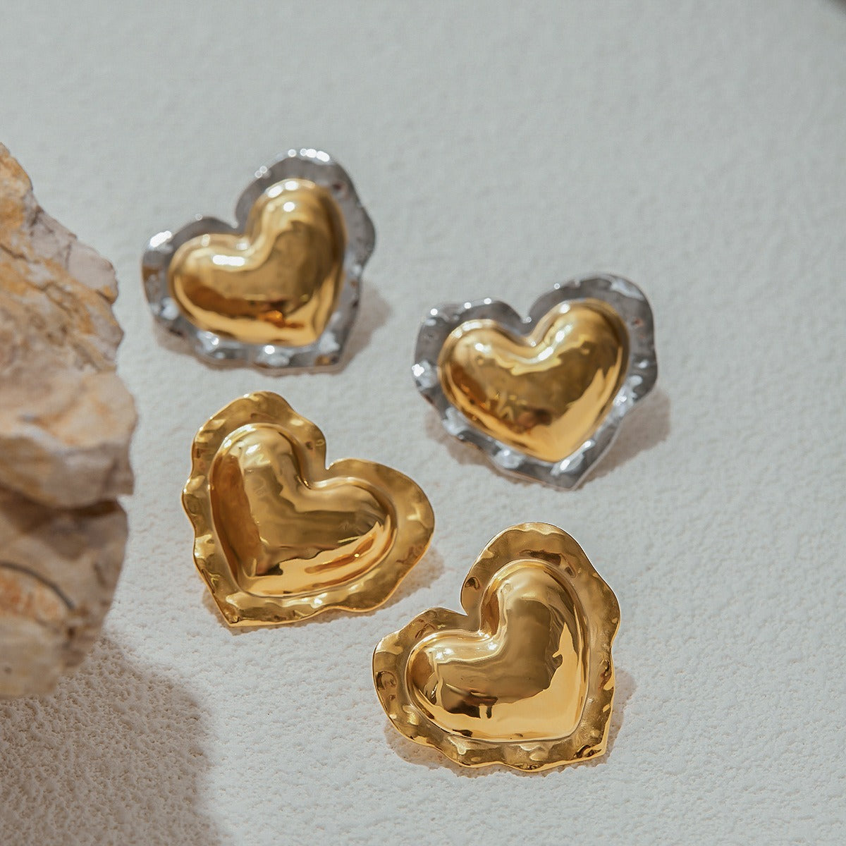18K gold heart-shaped earrings and ring set with textured design