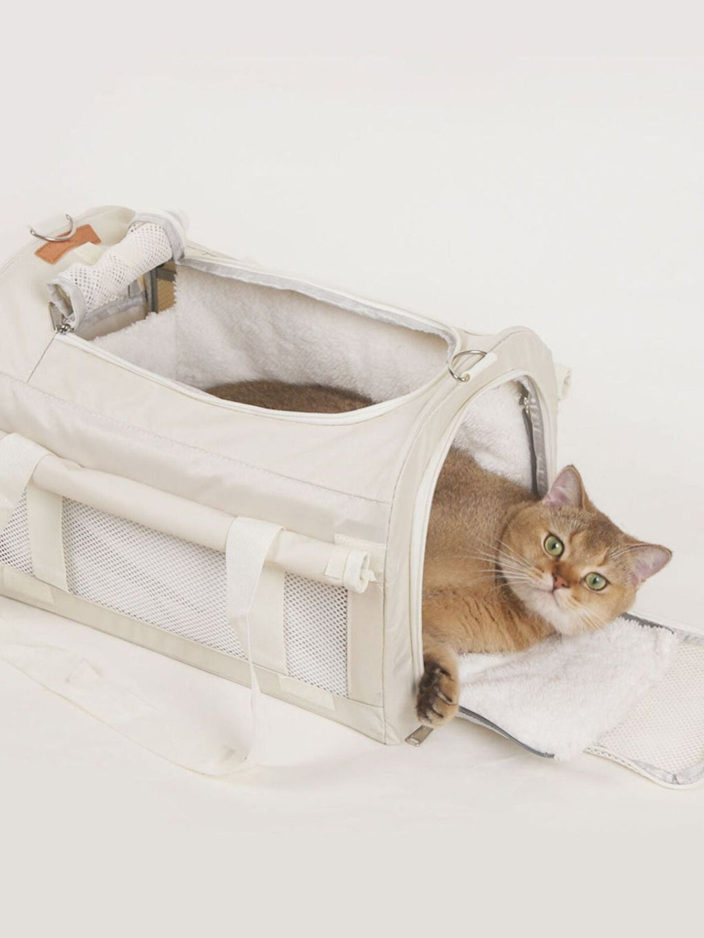 Comfortable & Breathable Pet Carrier Bag