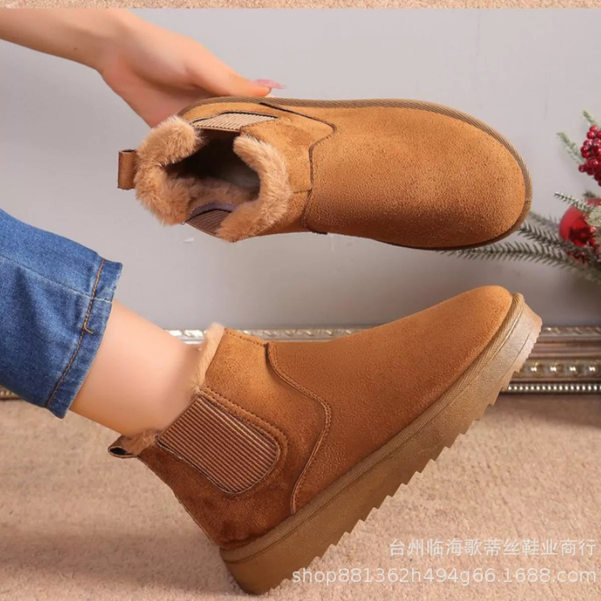 Round Toe Platform Boots