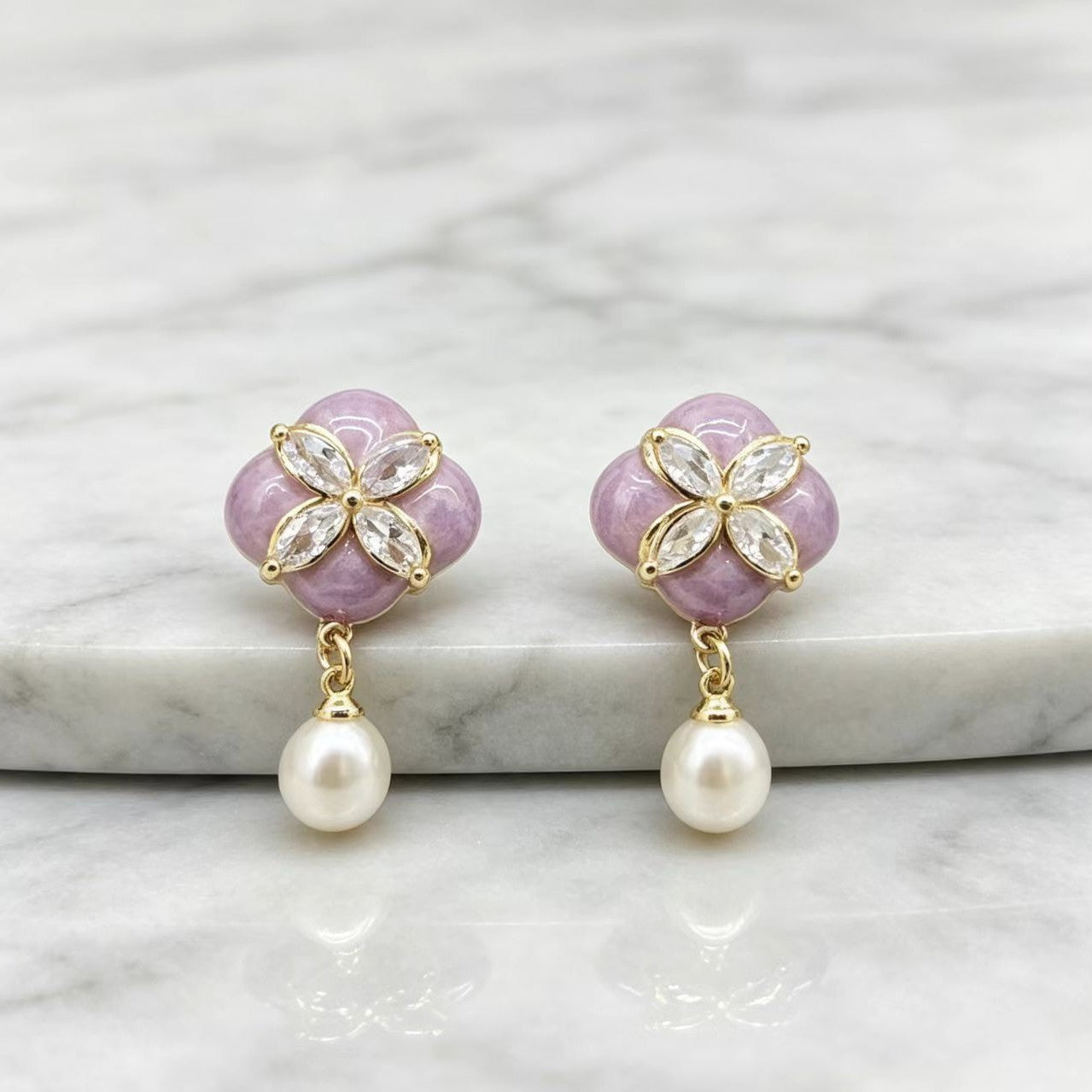 Fashionable Elegant Versatile Enamel-iced Stud Earrings