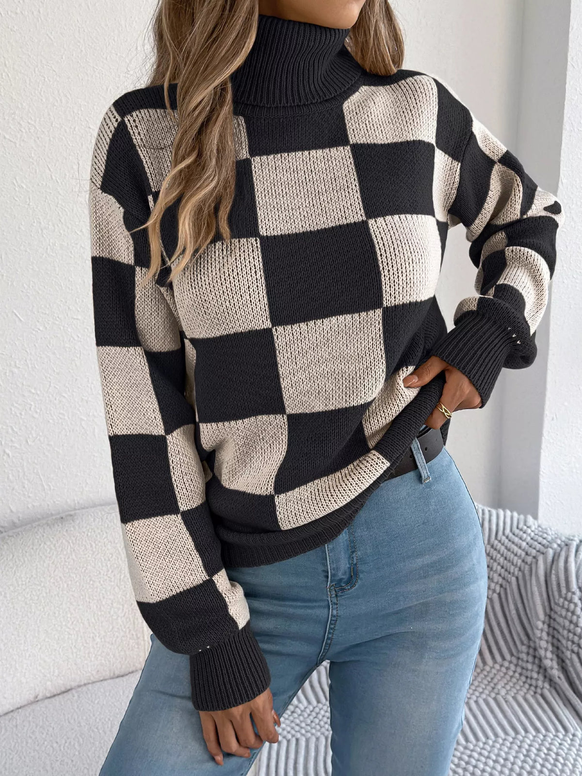 Checkered Turtleneck Long Sleeve Sweater
