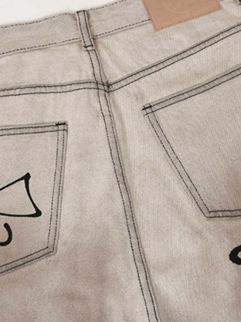 Men's Graffiti Art Loose Fit Jeans